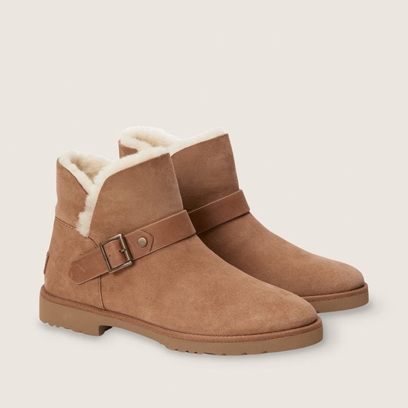 UGG Romely Boots size 7 - Picture 3 of 3